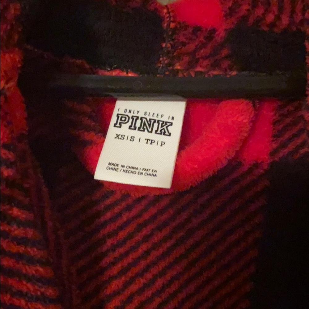 Victoria Secrets Robe w/hood - Picture 2 of 3
